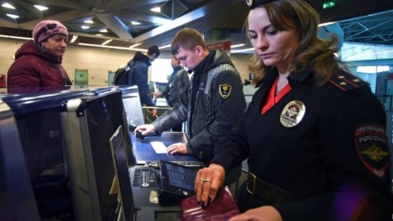 В РФ ввели новые правила провоза через границу наличных денег